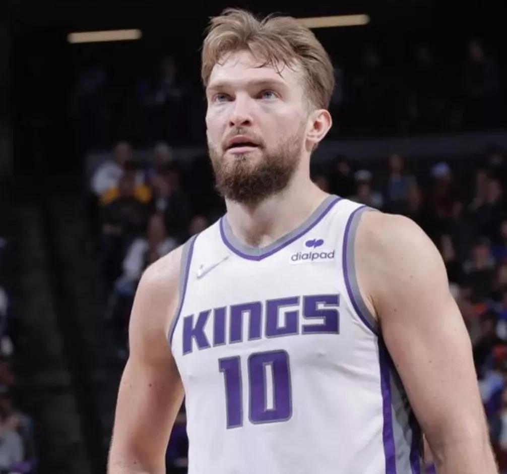NBA今日球星红黑榜单！
球队成败，球星有责，红黑榜单，一一点明！
红榜者--该