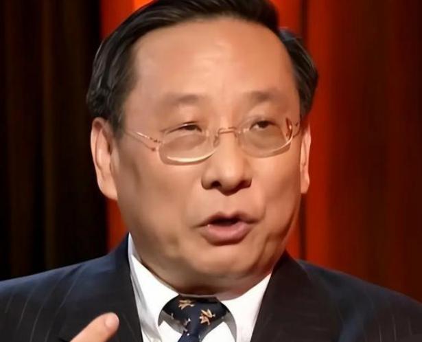 美国真正等的，从来不是战场上的胜利，而是中国内部“自己倒下”的那一天！高志凯点破