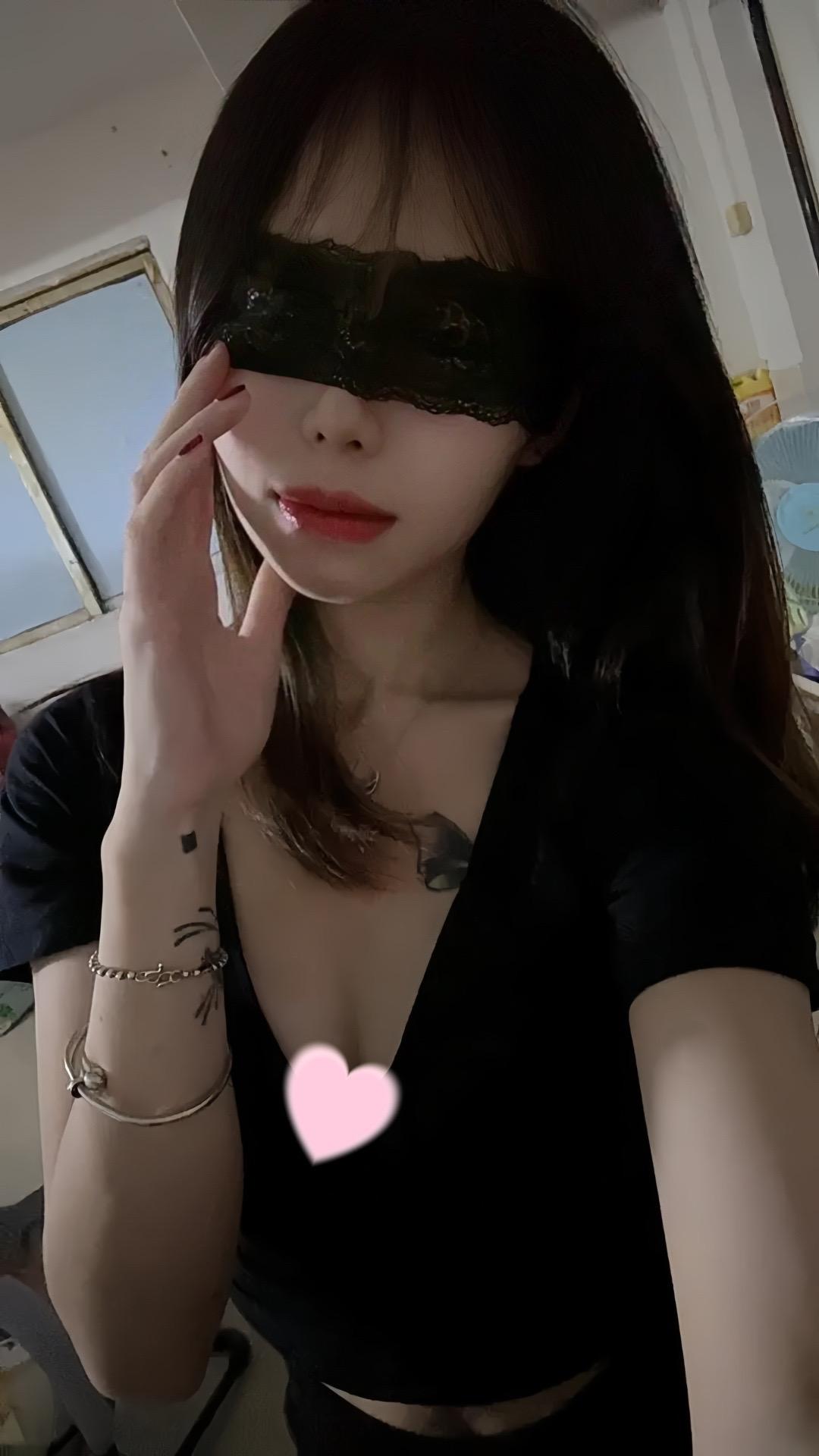 我本来就有吃蛋糕的能力 不稀罕谁吃馒头是为了给我买面包