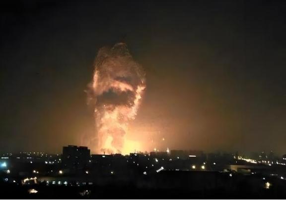 俄罗斯上万枚导弹，全打歪了！很多人以为，乌克兰的军工已被彻底摧毁。错了！真相是，