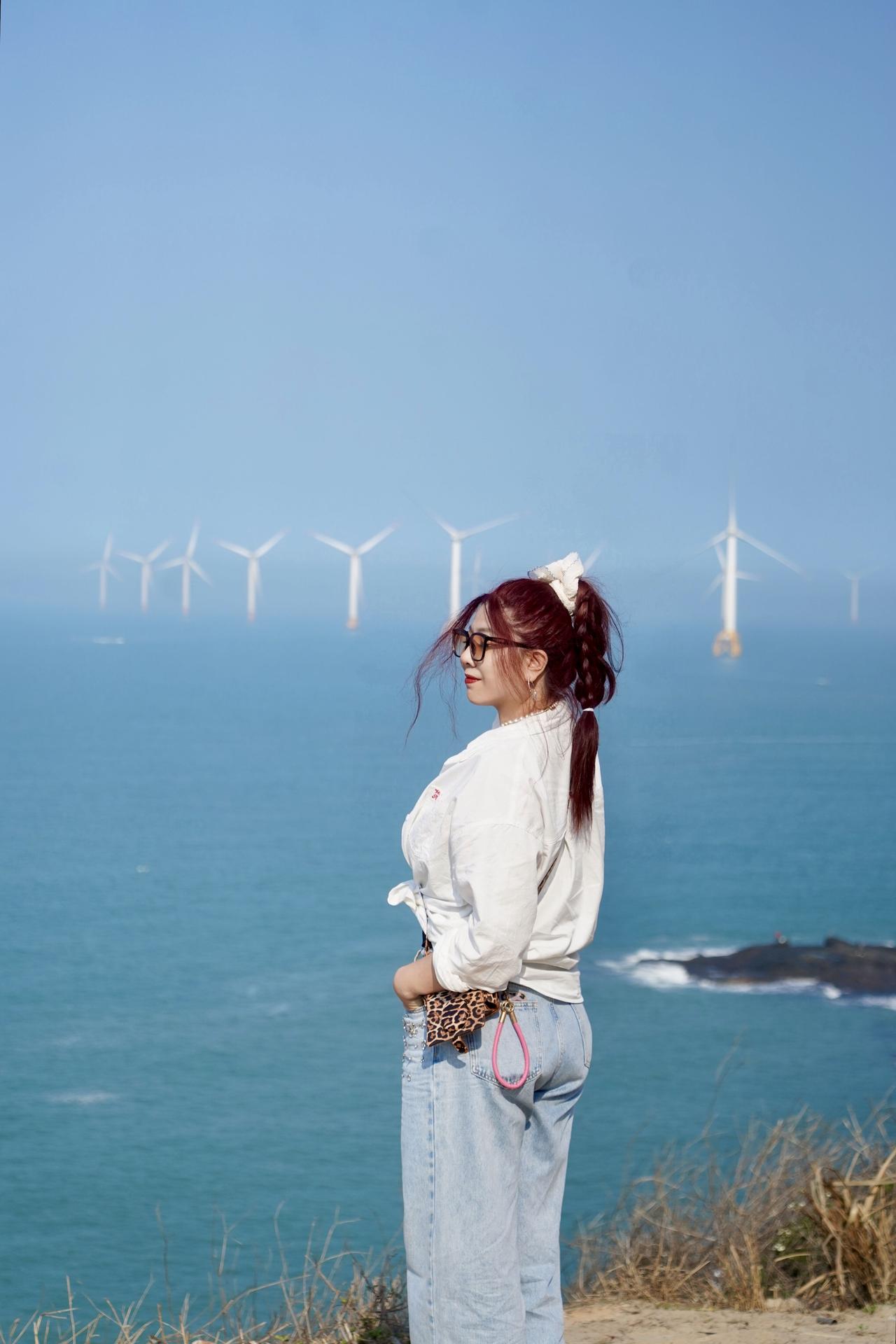 📍𝙥𝙞𝙣𝙜𝙩𝙖𝙣 
邂逅一场风车与海的浪漫🌊

🗺️平潭一日