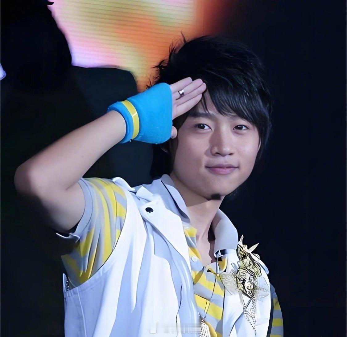 魏晨39岁状态魏晨 21岁参加快男比赛的魏晨 vs 39岁的魏晨他跟吃了防腐剂一