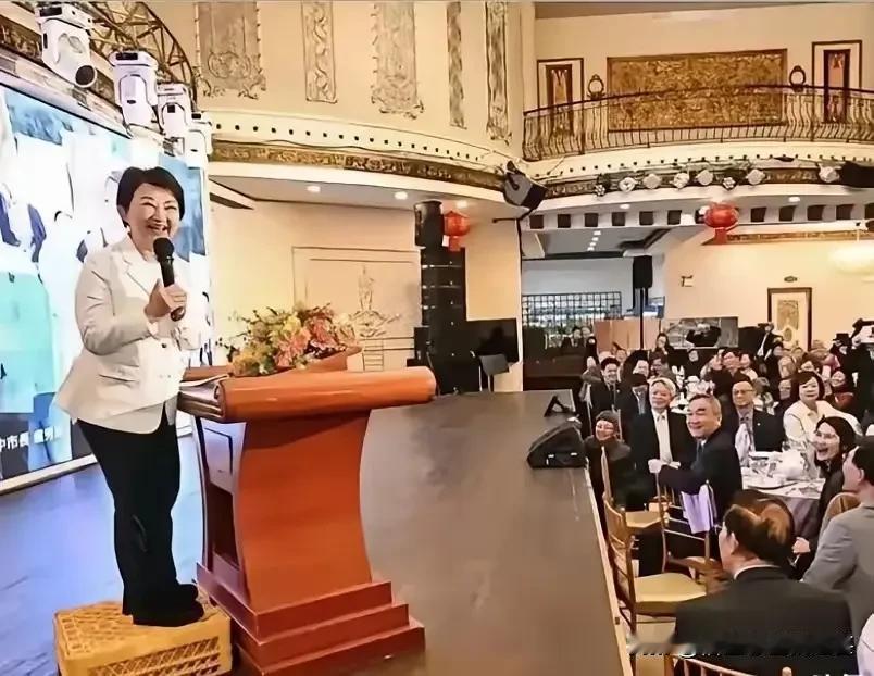 卢秀燕也是人才，不好好工作，天天没事花着纳税人的钱，在外面窜访个没完没了，3月1