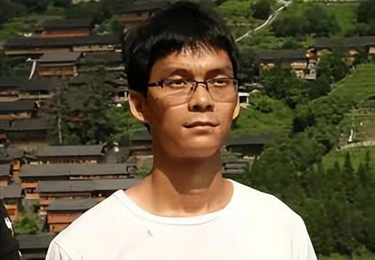 唐尚珺高考成绩出炉了！
唐尚珺自己公布了，2024年高考，他考了600多分！其中