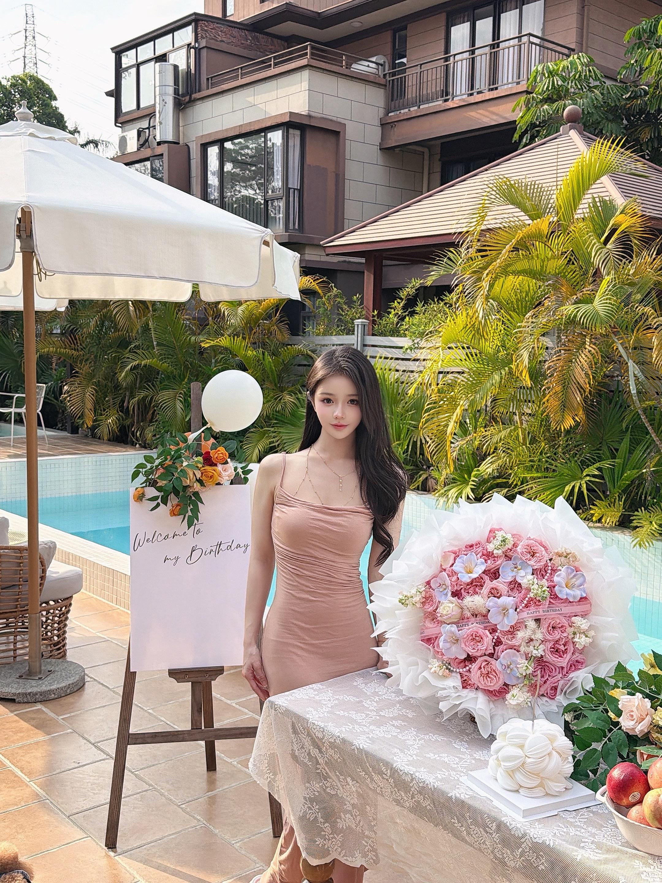 度假氛围感拿捏 甜美度假look 纯欲度假风  粉色礼服yyds 度假look