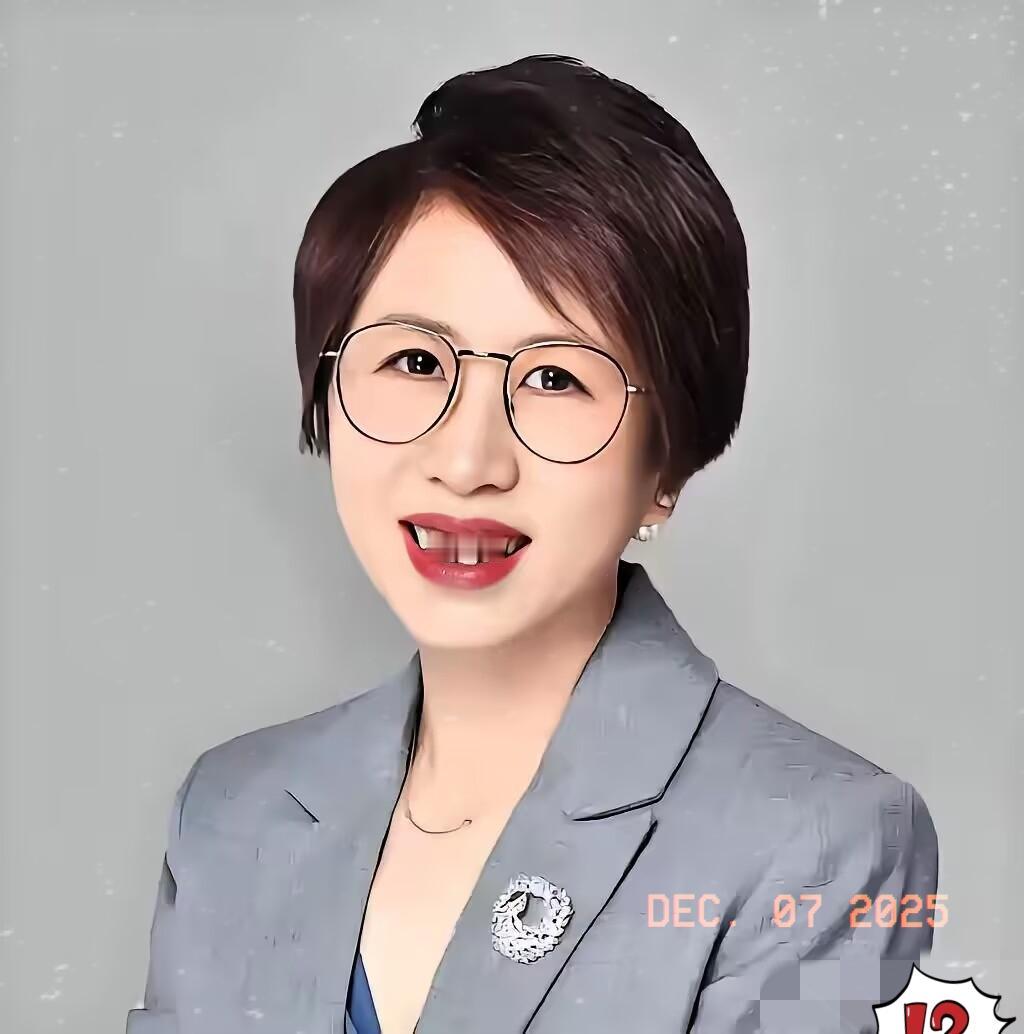 北大教授连线把人看吐！满嘴