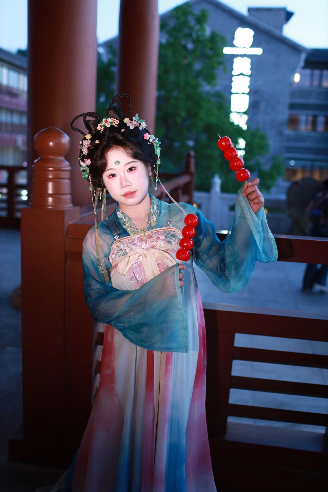 古镇偶遇原创汉服计划 汉服打卡圣地 国风打卡 汉服推荐