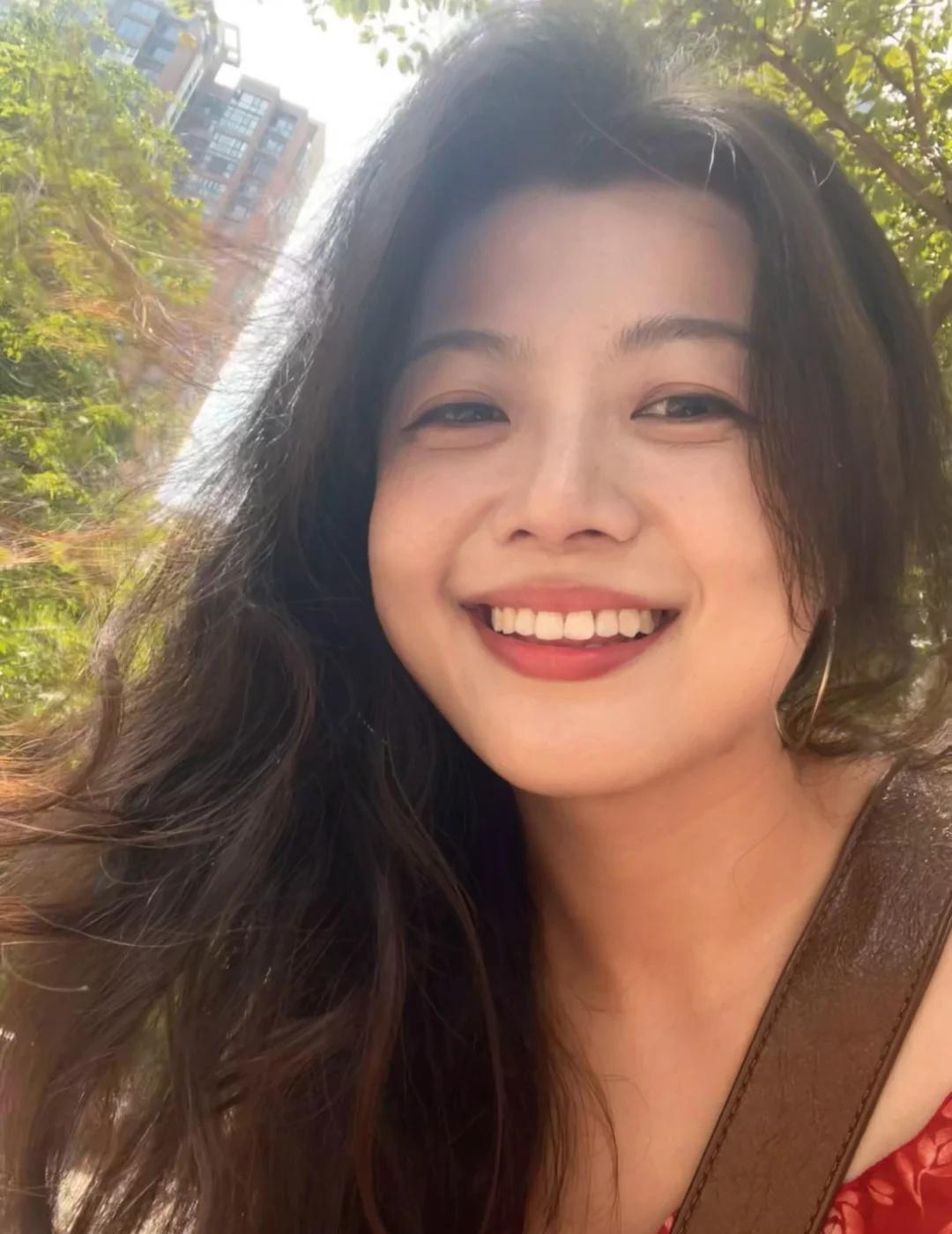广州夏天热 不开玩笑
空气里有了夏天的味道 开启夏天模式 广州外面热晕 但夏天的