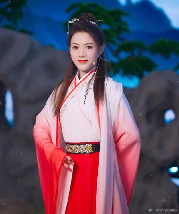 陈昊宇刺绣青衣#陈昊宇刺绣青衣# ​​​