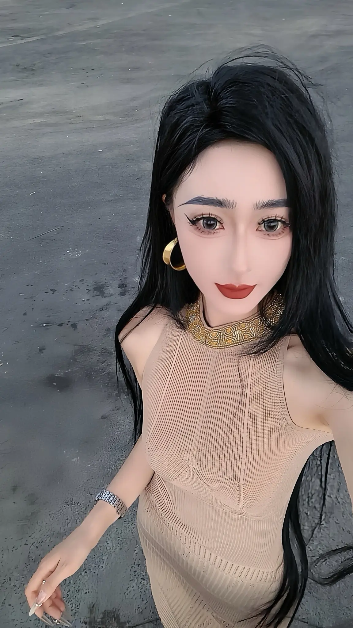 时光留不住昨天，缘分停不在初见！