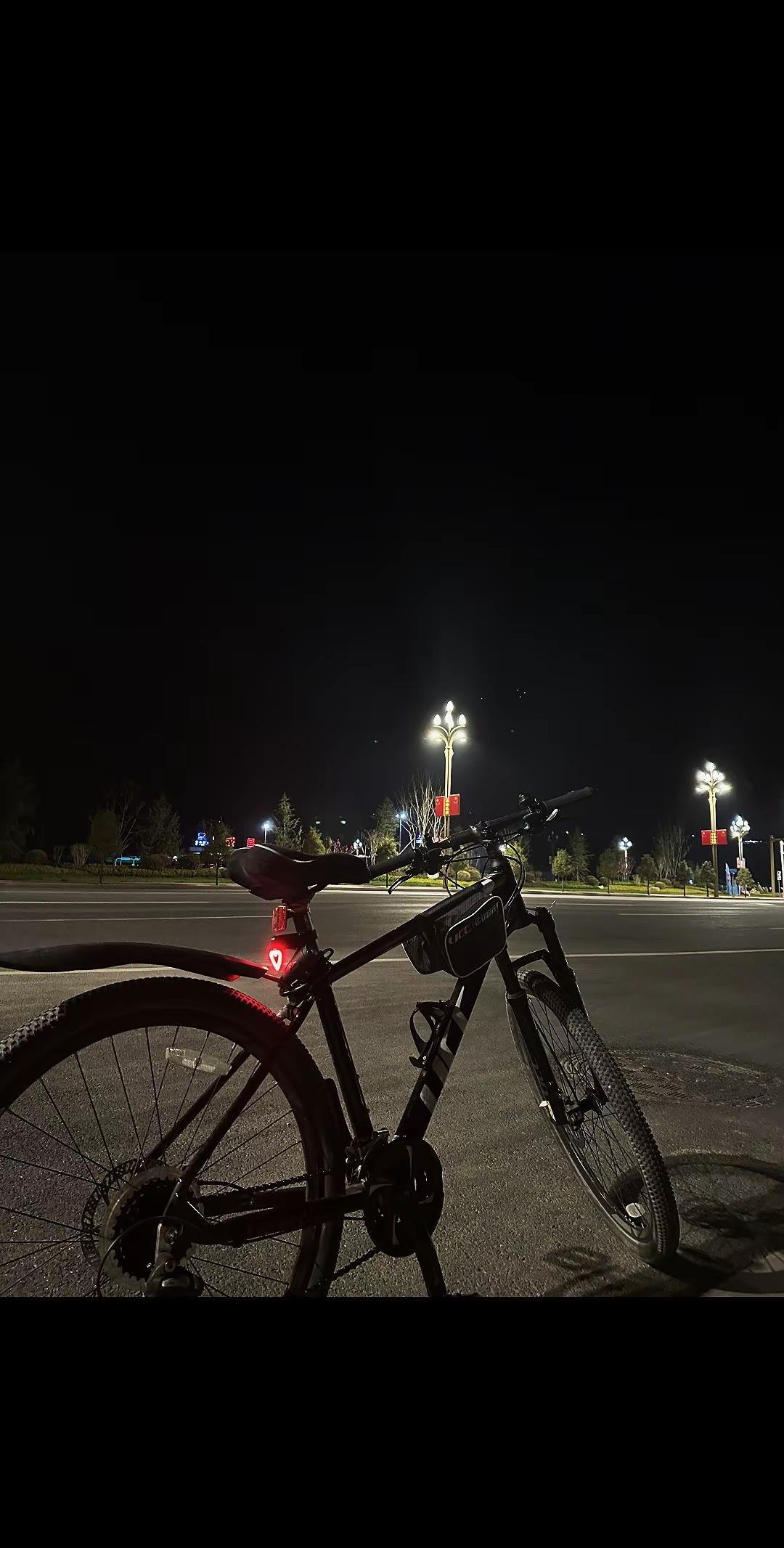 天天骑也没瘦啊 🥹你们呢？青天大老爷 逐玉 夜骑 山地车