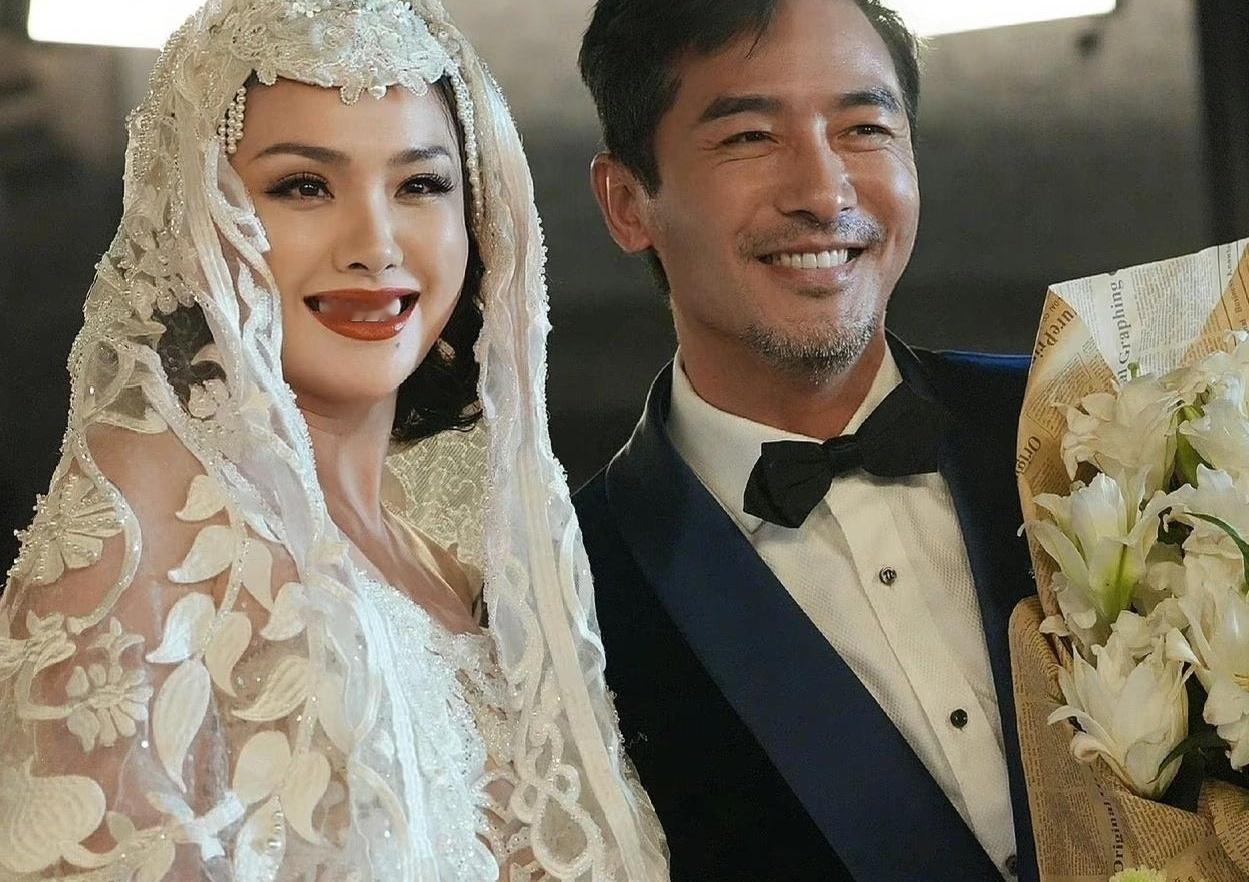 结婚十几年被全网嘲“作”，程莉莎做梦都没想到，自己口碑大逆转，竟然是靠包文婧“衬