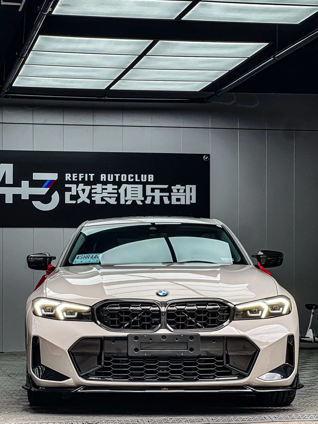 三系新车落地不是先上牌而是先改车？