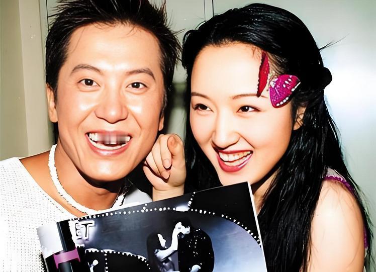 隐瞒了28年后，杨钰莹终于坦白：如果当年接受毛宁，现在早已当妈。很多人只记得90