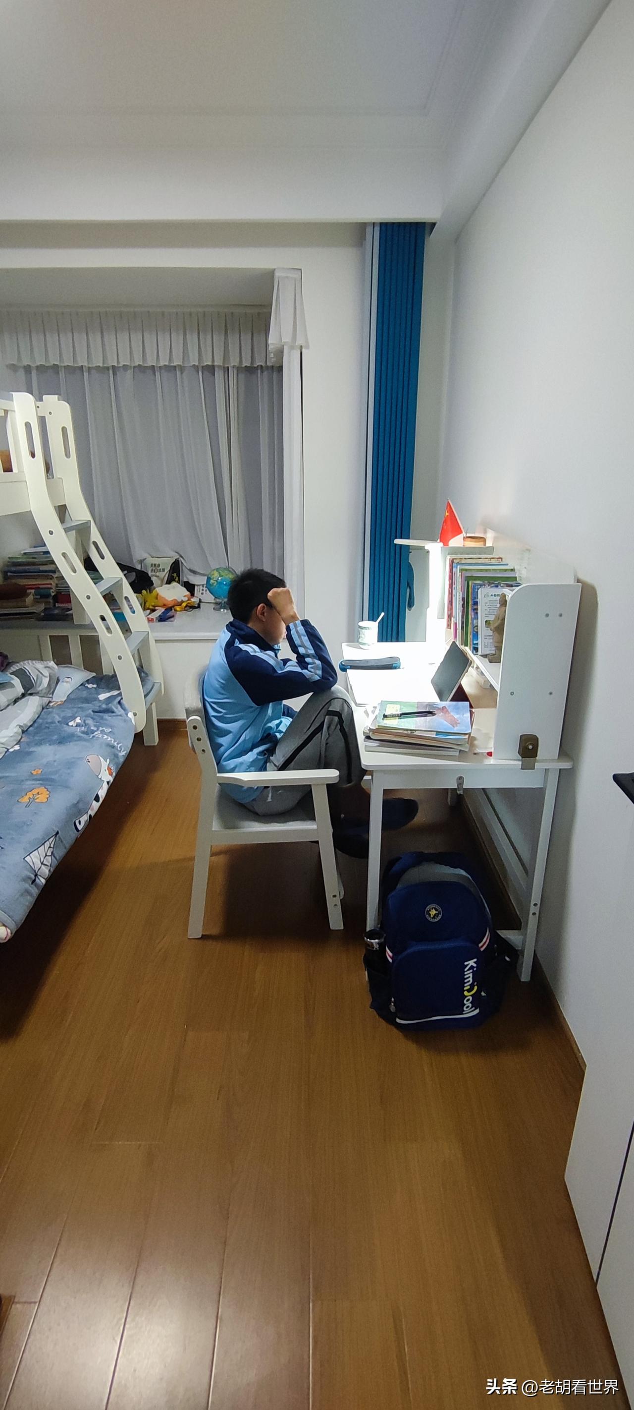 儿子九年级第三次月考成绩:
语文:82(120)
数学:73(120)
英语:7