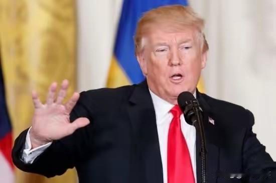 针对中国台湾问题！美国表态！
来自彭博社消息，美国总统特朗普日前签署一项法案，该