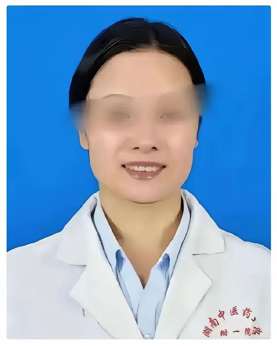 离谱！基层科室爆出巨额贪腐，幸好有人勇敢揭发
 
谁能想到普通科室，竟藏着这么惊