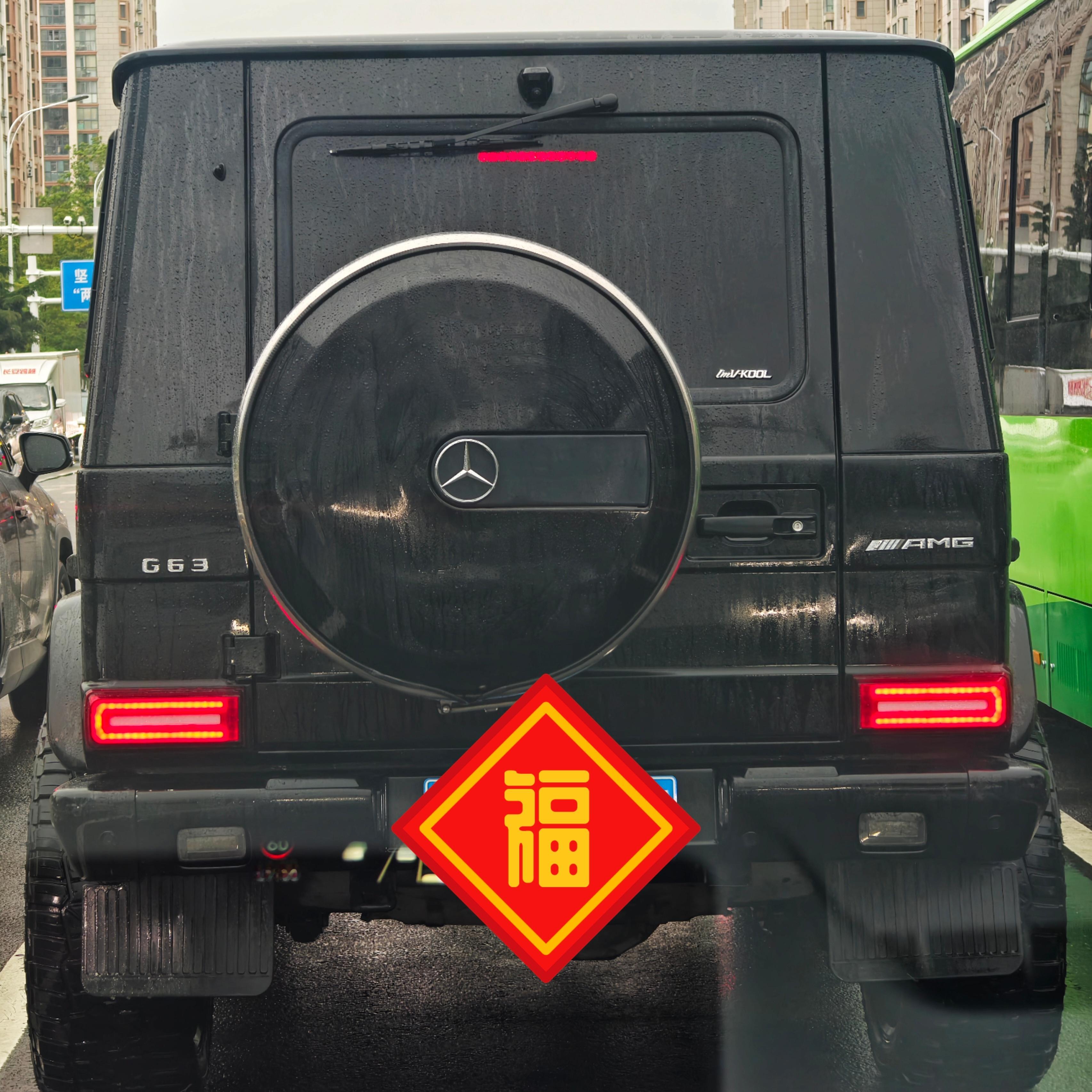大G真是越看越好看，每个男人心目中，都有一辆大G或者揽胜吧？情怀，，， ​​​