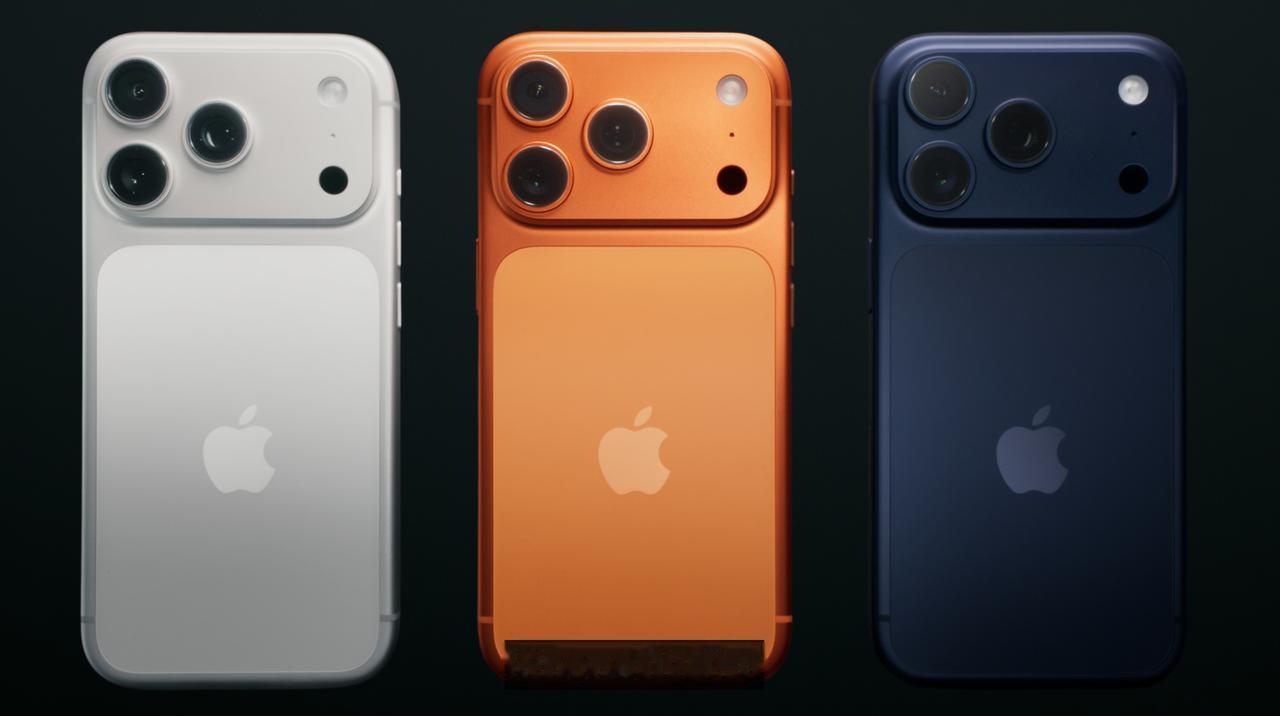 iPhone 17 Pro更新内容也不少，采用了全新的散热管理，航空铝机身+VC