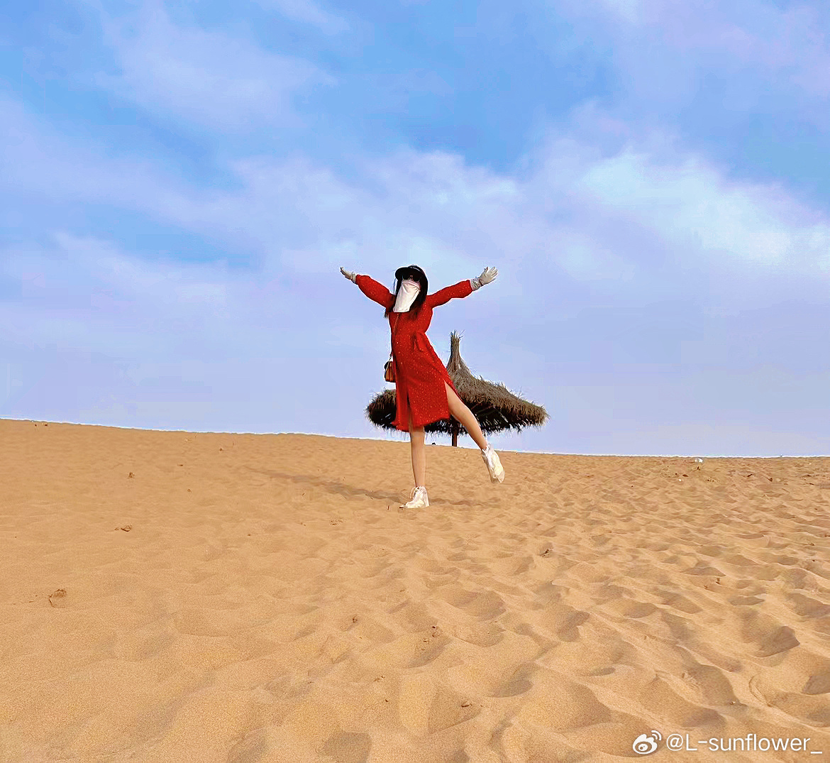 踏平山海，逐风挽浪。从南到北，春来秋往。亦或许他们就是生活在旅途中，繁星为灯，心