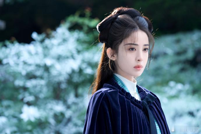 娜扎玉茗茶骨冷脸杀 茶王世家的底蕴成就了荣善宝！她从不是任人拿捏的小白兔，冷脸反