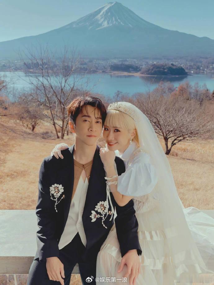 陈汉典lulu富士山婚纱照陈汉典lulu婚纱照曝光 1月6日，陈汉典lulu在社