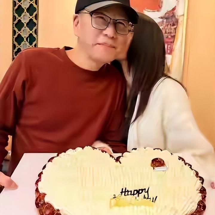 沈玉琳，太让人心疼了！

3月4日，许久没有消息的沈玉琳，突然冲上热搜，这次不是