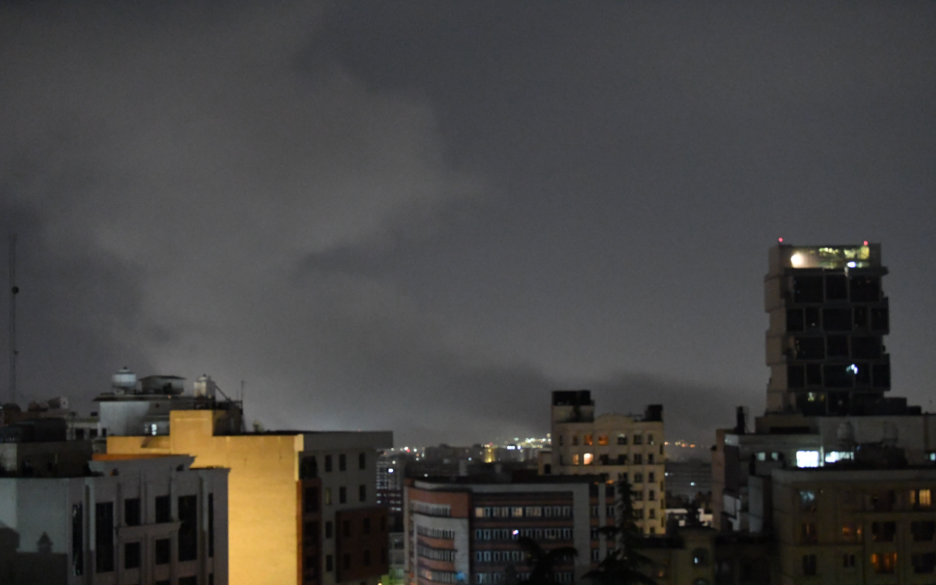 氦气供应链重创，中东战火“烧伤”全球半导体产业 | 京酿馆