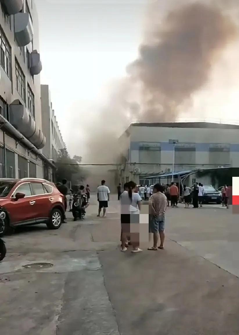 这是重大责任安全事故，平时安全隐患排查是怎么查的？越到节假日越不能掉以轻心啊！火