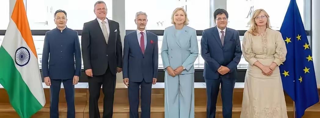 【印度心怀鬼胎】
我们主导世界人工智能大会，初创国家29个，说明在这个领域能与欧