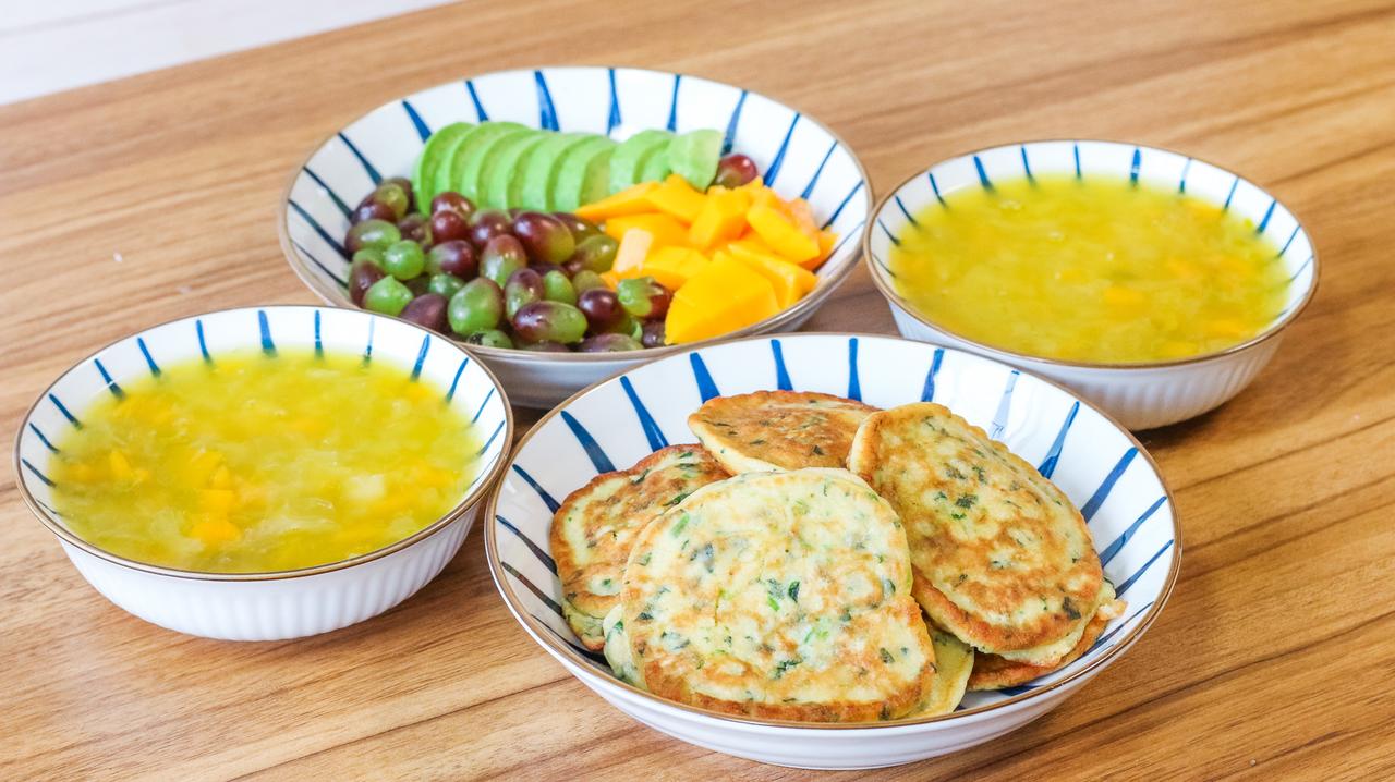 山药是一种非常好的健脾养胃食材，孩子不爱吃的话可以试试做成小饼，喷香松软，把山药