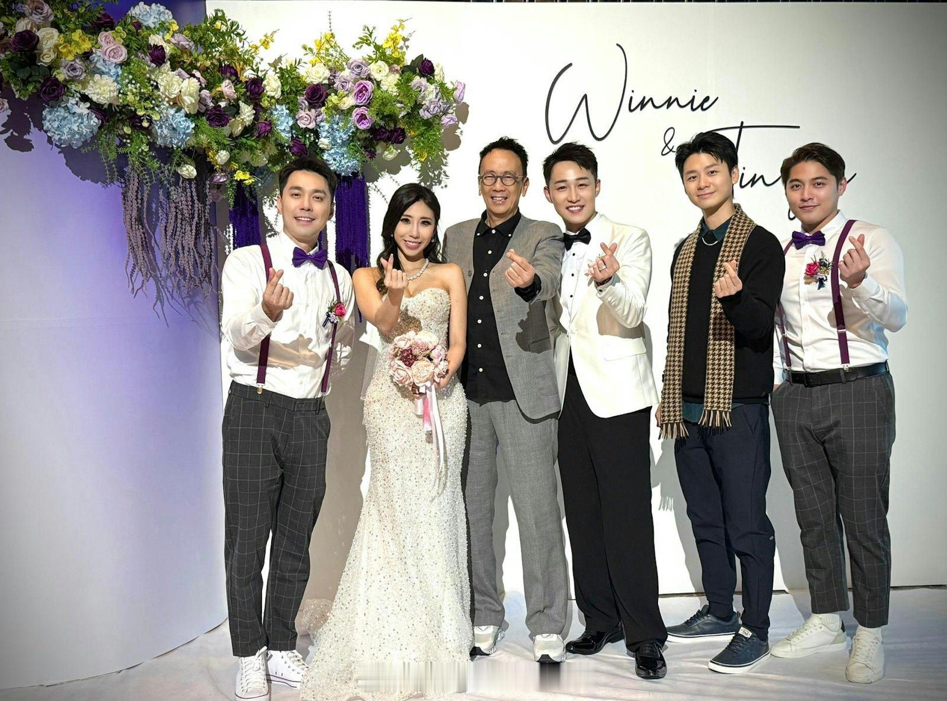 TVB小生迎娶富家女场面盛大 星光熠熠新娘金器劲夸张TVB小生容天佑在TVB剧《