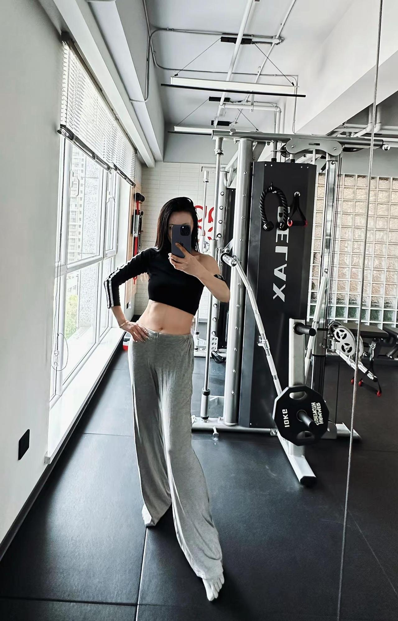 希望片刻变永久。