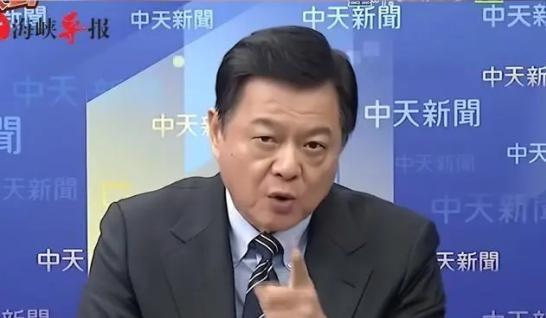 台湾岛内还是有不少明白人。周锡玮表示，大陆要武力统一不一定能得到14亿人全力支持