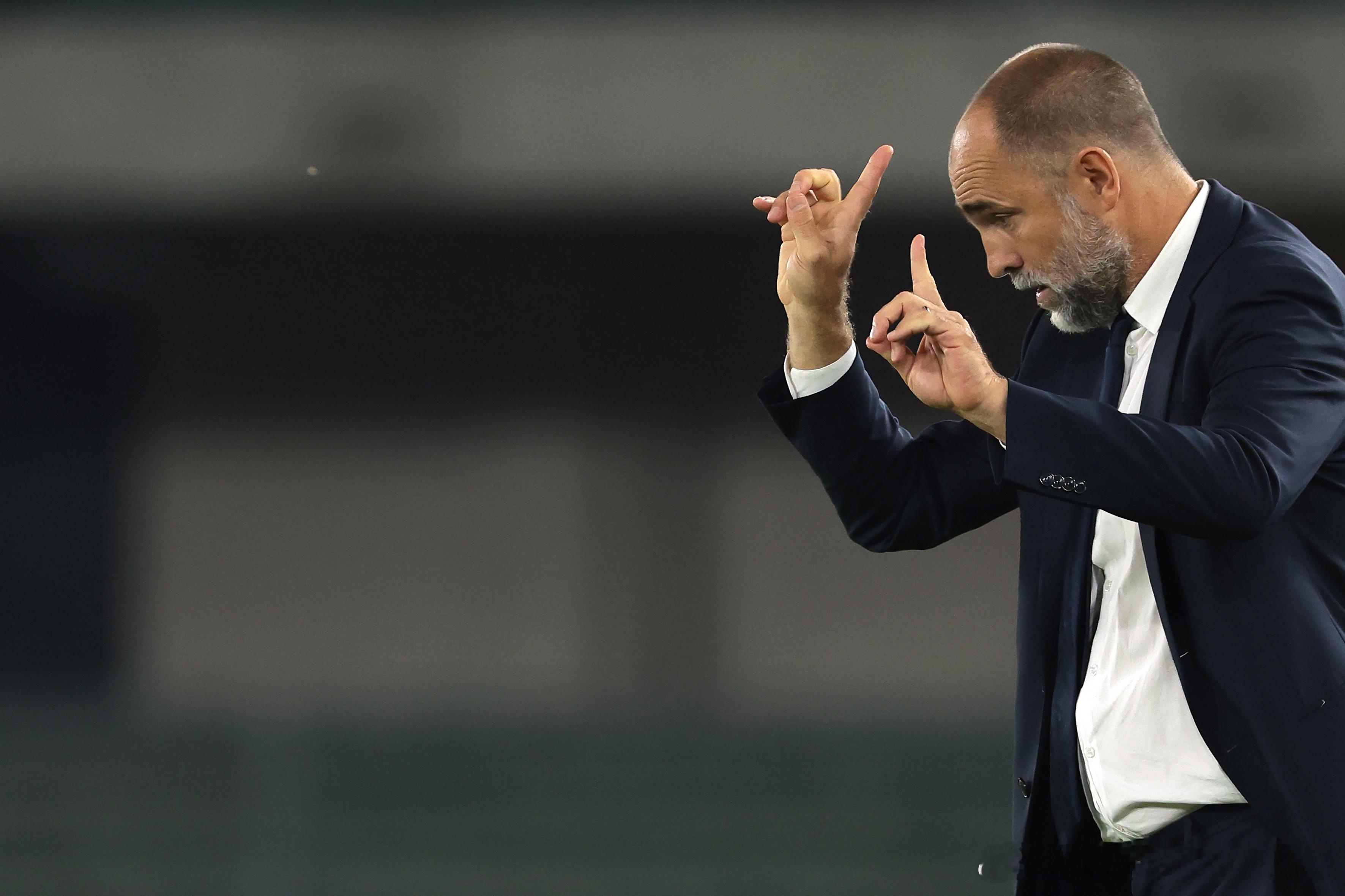 02月13日 迪马济奥消息，前尤文主帅图多尔接近出任热刺临时主帅。据称，双方今天