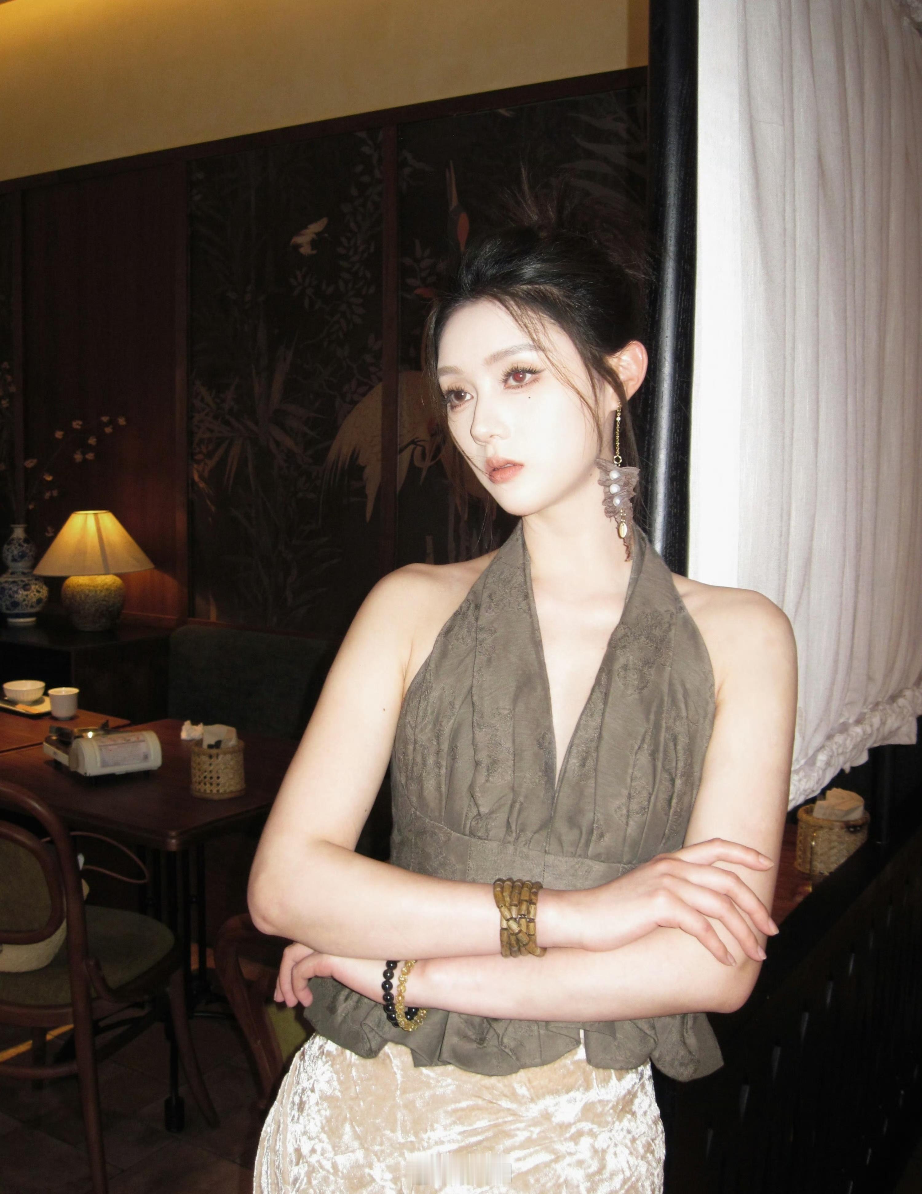 贵小姐气质的女孩 ​​​