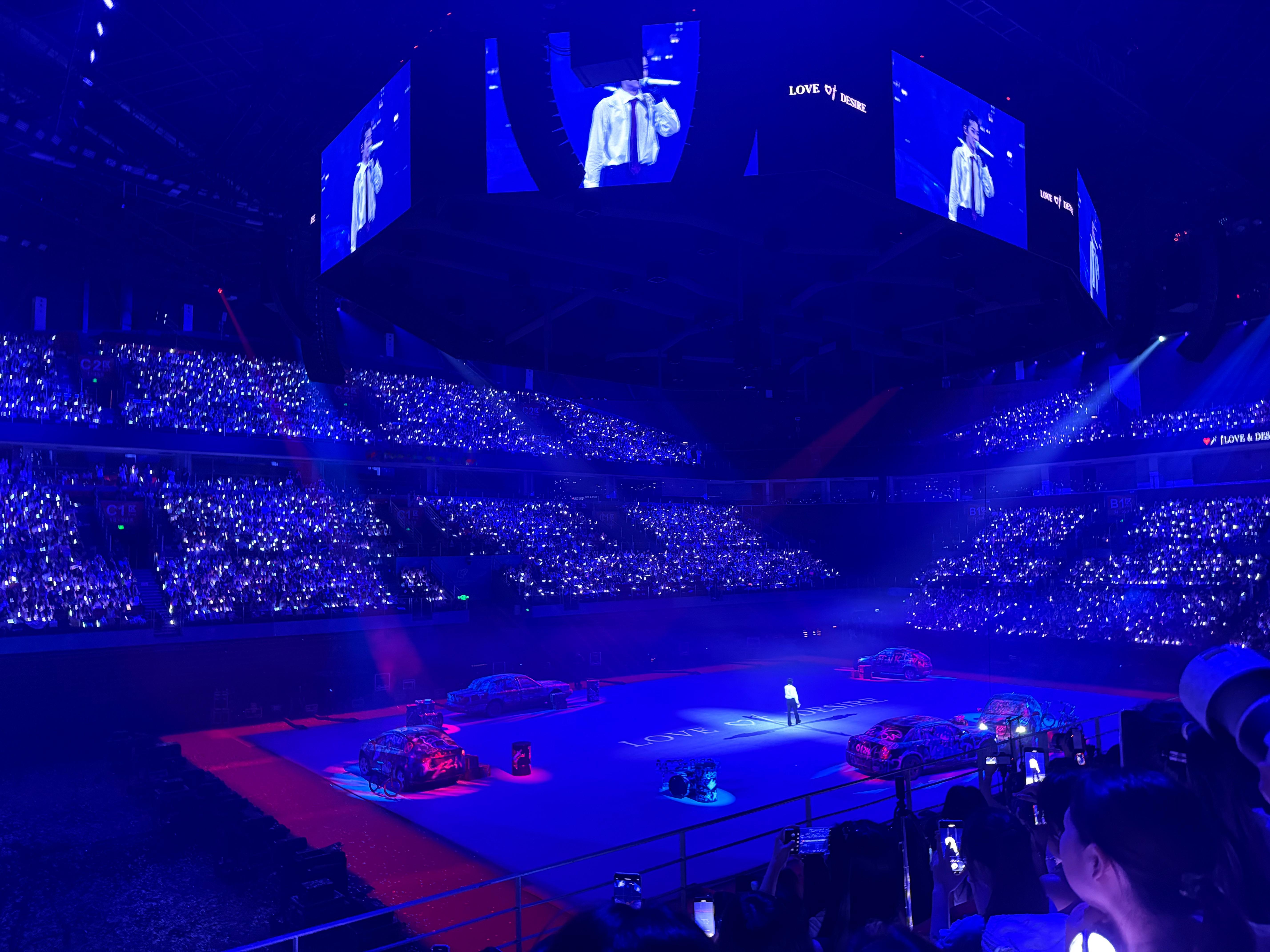 周震南0622生日快乐 又是一年生日快乐我们下次见！