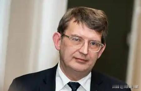 丹麦政府决定今年向“乌克兰基金”追加38亿丹麦克朗（约6亿美元）军事援助资金。