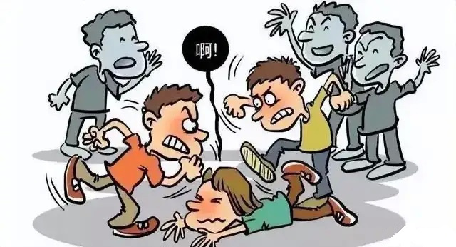 【#3名未成年人逼1名未成年人吃粪便#，官方通报：警方已立案！】#官方通报小男孩