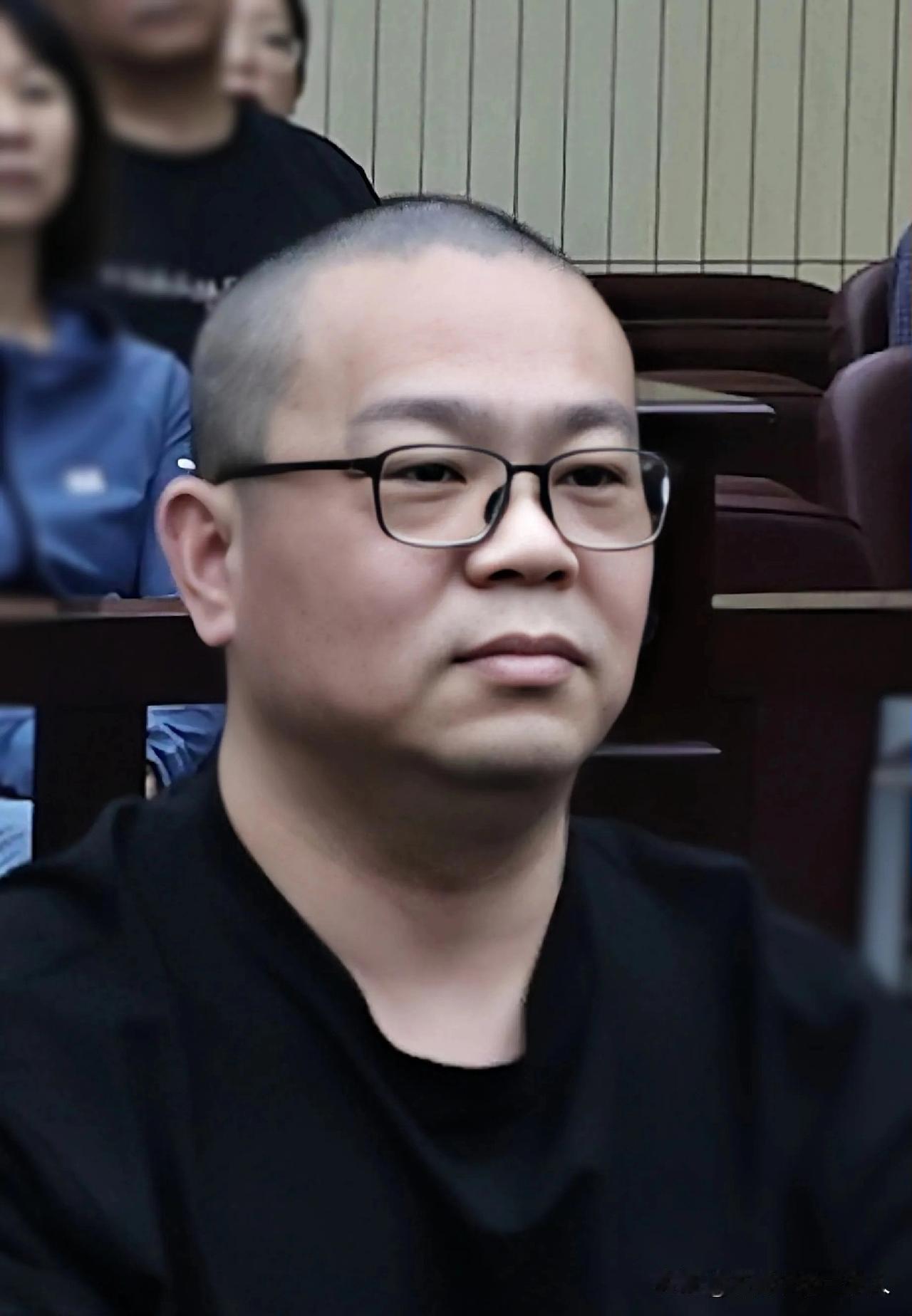 “别背锅”
白天辉最后留给家人这三个字是什么意思？
看他这不服气、不甘心，一副死