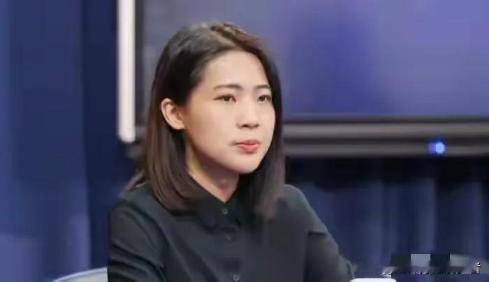 突发！舆论震动！徐巧芯被检举密会美国军火商，涉嫌违反《游说法》，韩国瑜被要求秉公