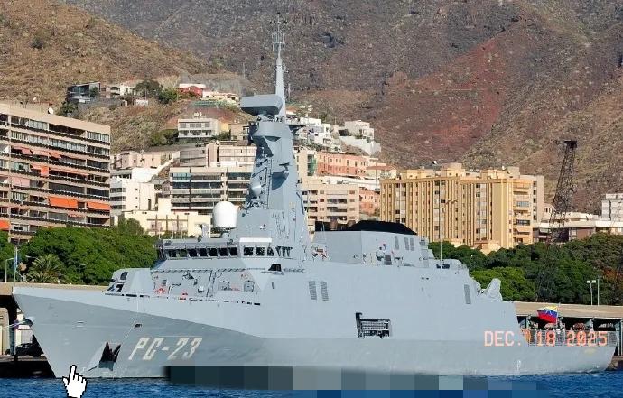 委内瑞拉致电北京后，派大批军舰出现护油轮出港，考验白宫的时候到了！
 
美国打着