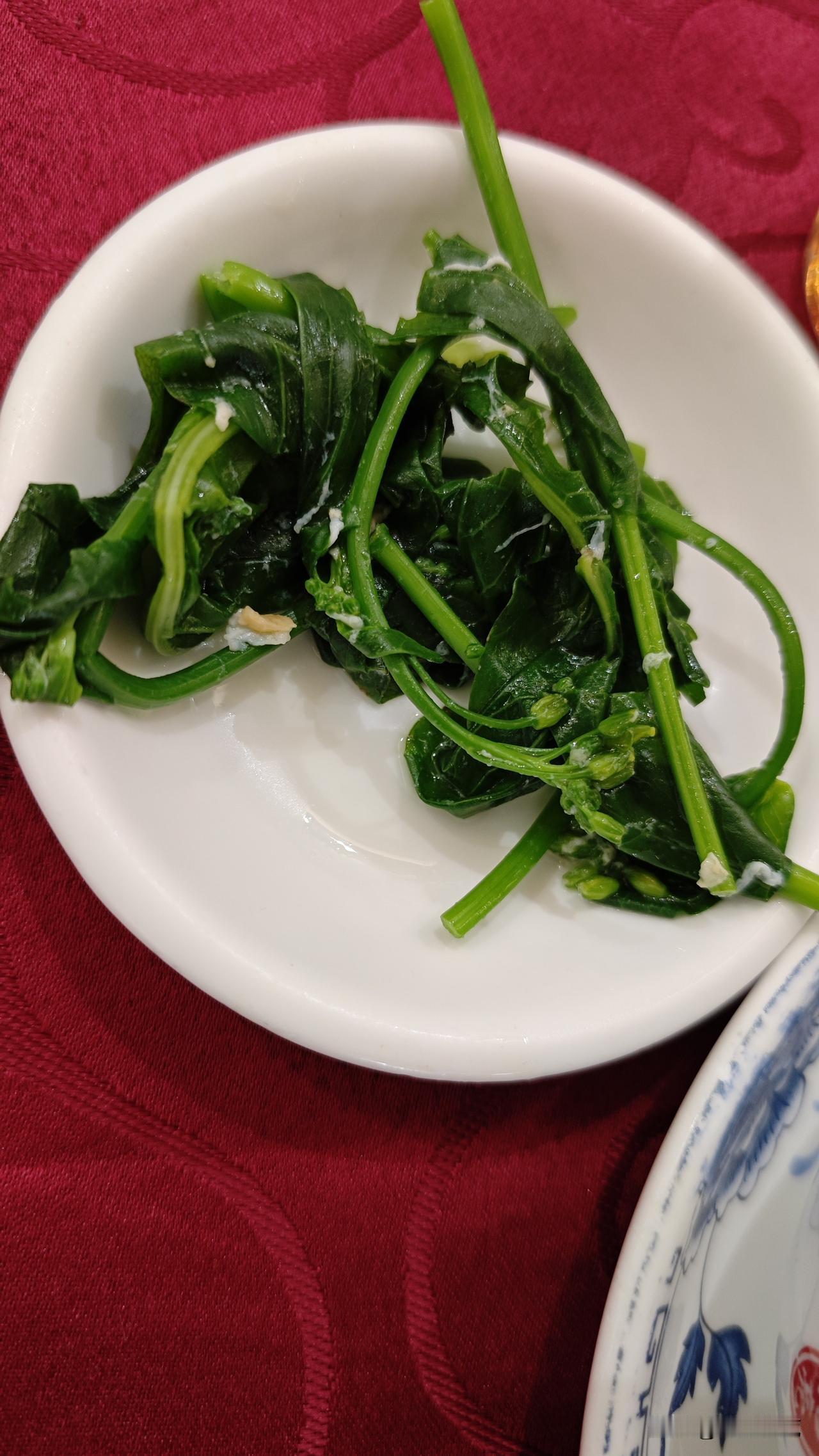 今日分享一种我没吃过的菜，光看图片，能猜到的回一下，文中有答案，评论我也会写一写
