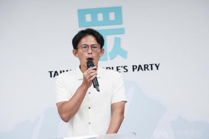 【决战蓝党魁】郑丽文当选国民党主席　黄国昌：昨与柯文哲见面讨论联合政府


国民
