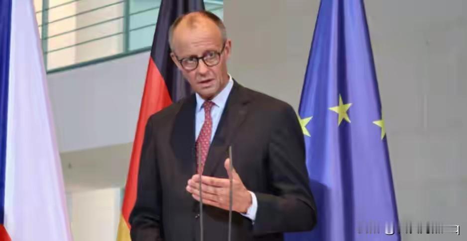 办不到！
美国不仅想方设法让乌克兰以土地换和平，还想从欧洲拿走冻结的俄罗斯数千亿