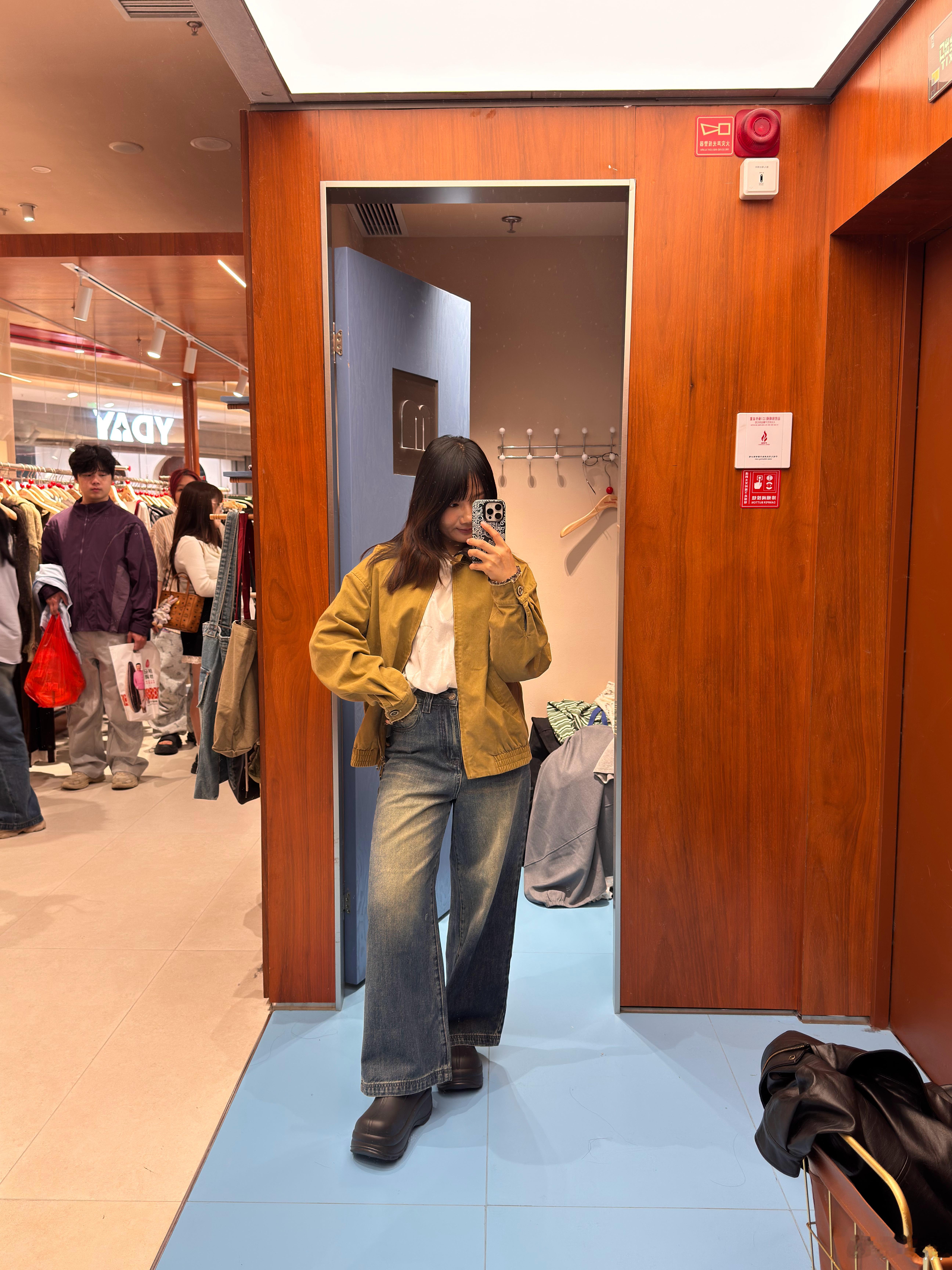 颜粉们快帮我选选，哪套适合我？ ​​​