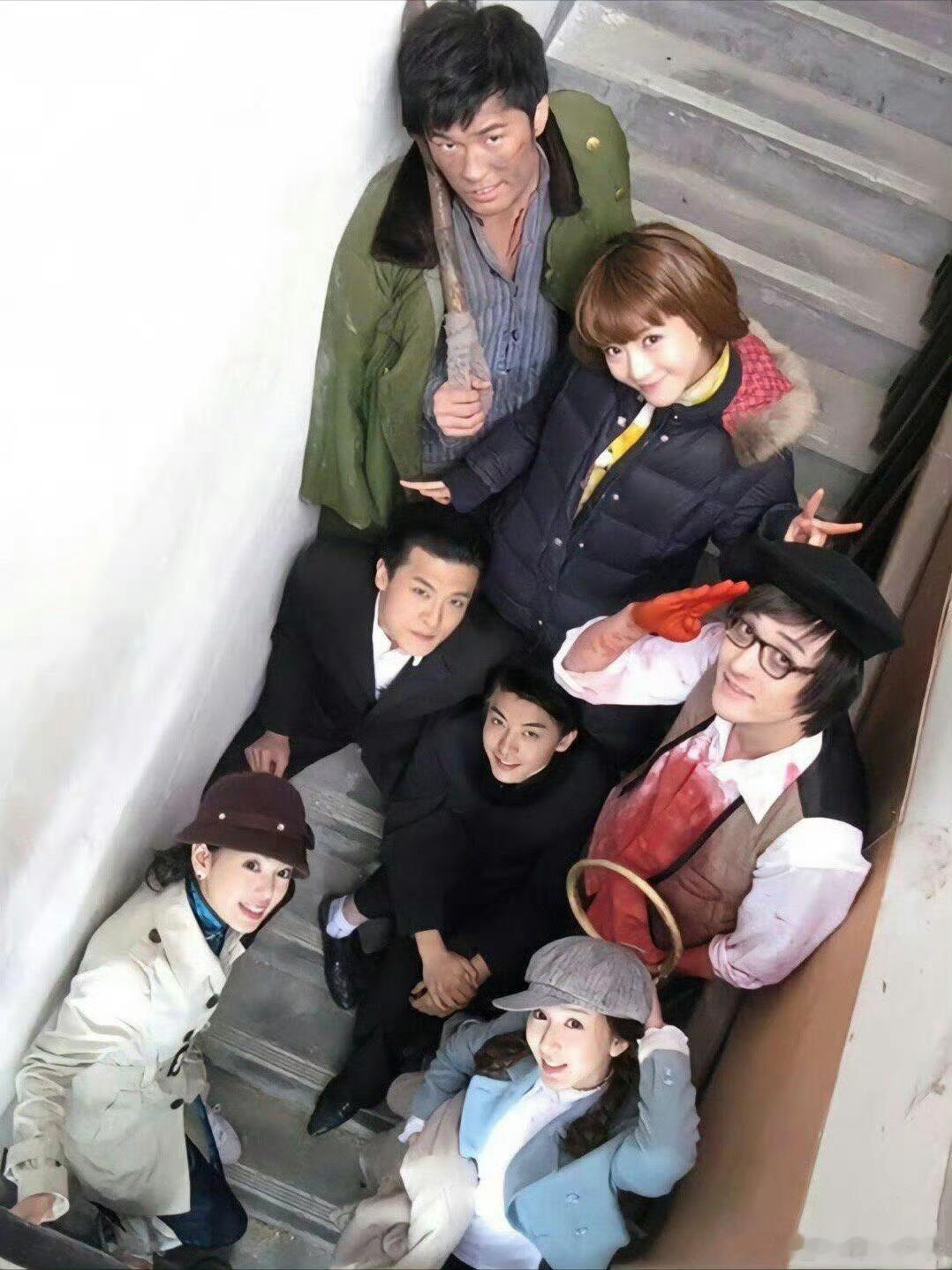 爱情公寓6 ，哈哈哈哈哈哈哈那就赶紧准备准备拍6吧！！再不拍人都老了[允悲][允