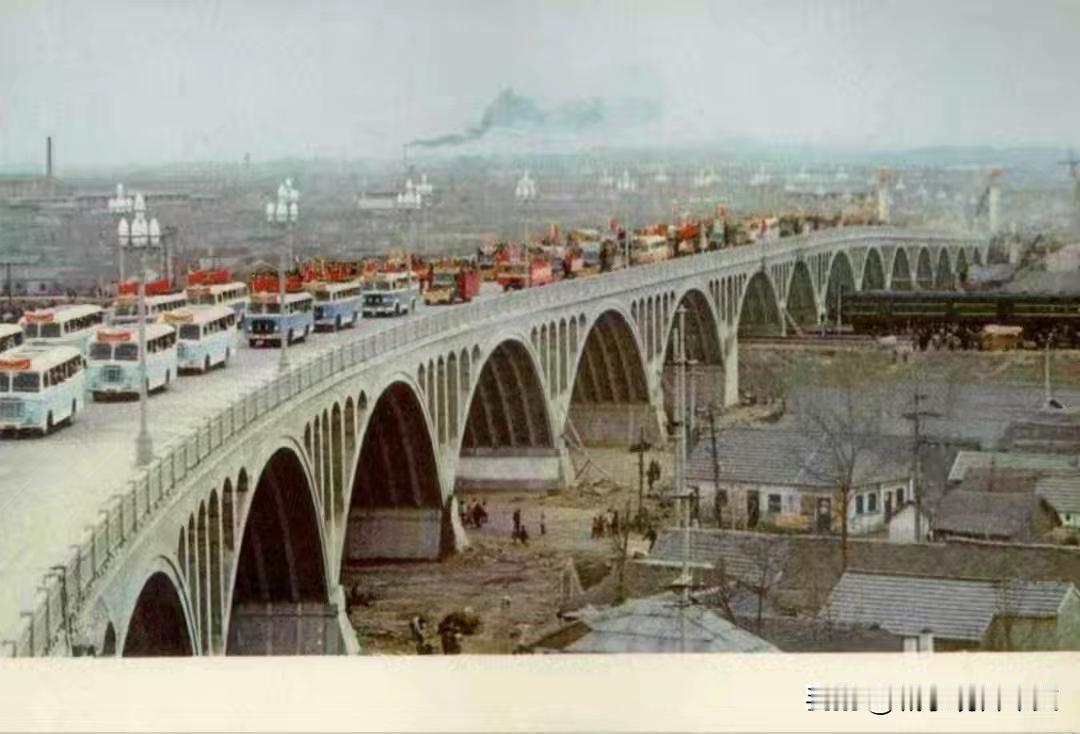 七十年代南京长江大桥珍贵老照片