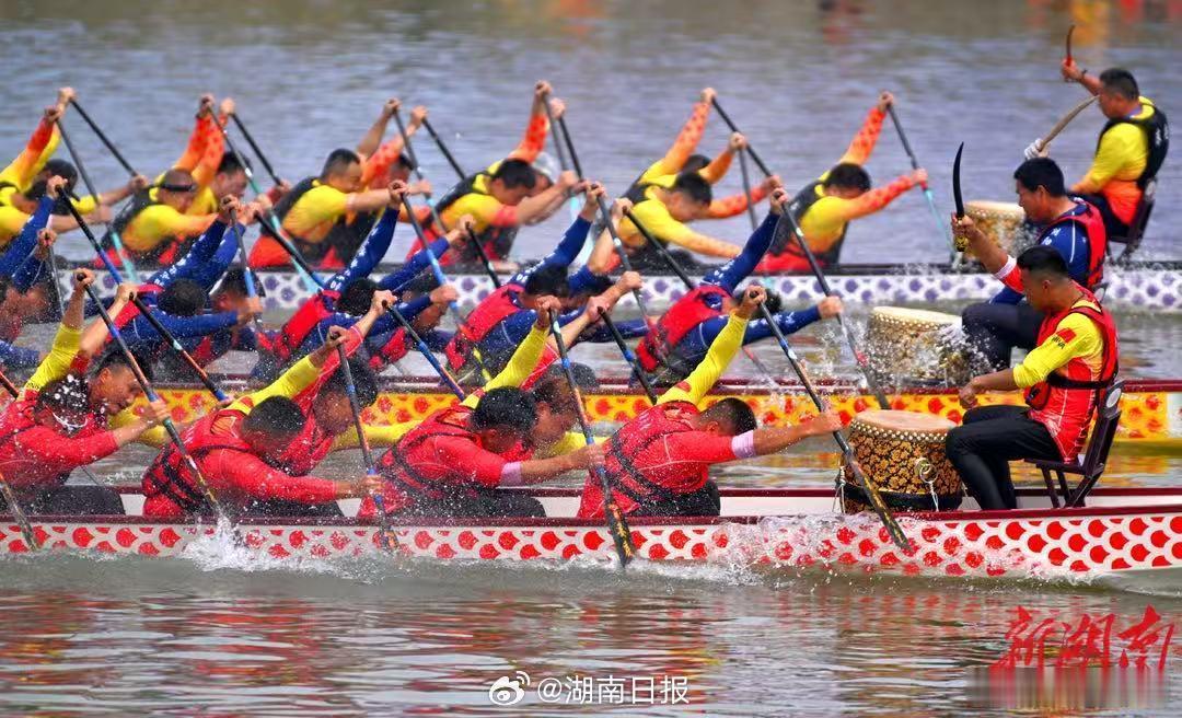 2026年湖南省龙舟超级联赛【图集|龙舟竞渡浏阳河 “龙超”选拔赛（开福站）开赛