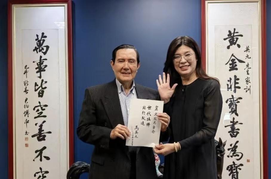 郑丽文在两岸关系上阐述了一个重要的概念，那就是国民党要成为两岸的定海神针，确保两